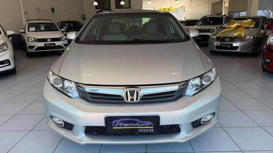HONDA CIVIC 2.0 LXR 16V FLEX 4P AUTOMÁTICO HONDA CIVIC 2.0 LXR 16V FLEX 4P AUTOMÁTICO